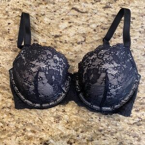 Victoria’s Secret angels collection bra